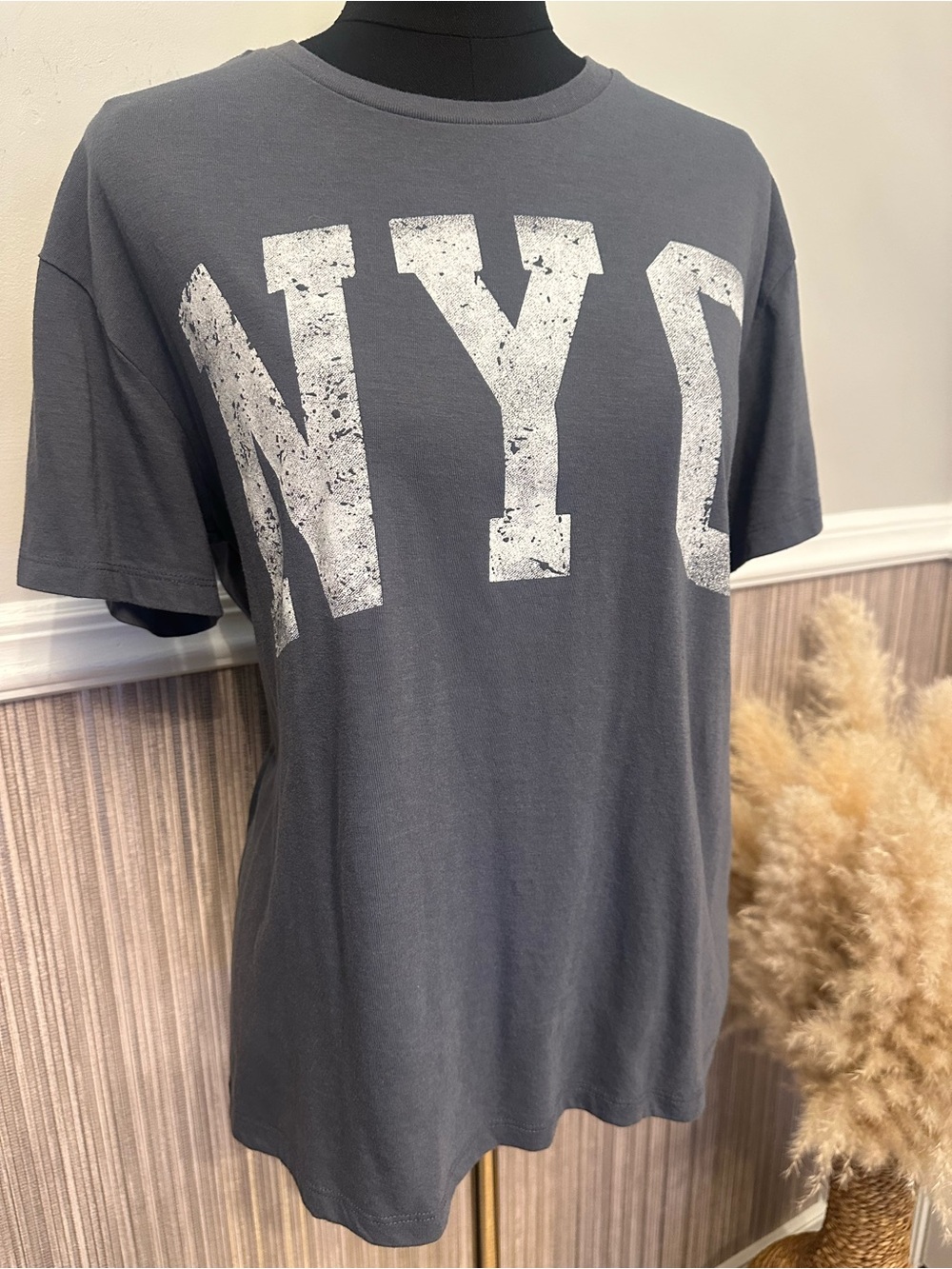 Grayson Threads NYC Graphic T Shirt XXL Charcoal Gray Distressed Oversized Tee